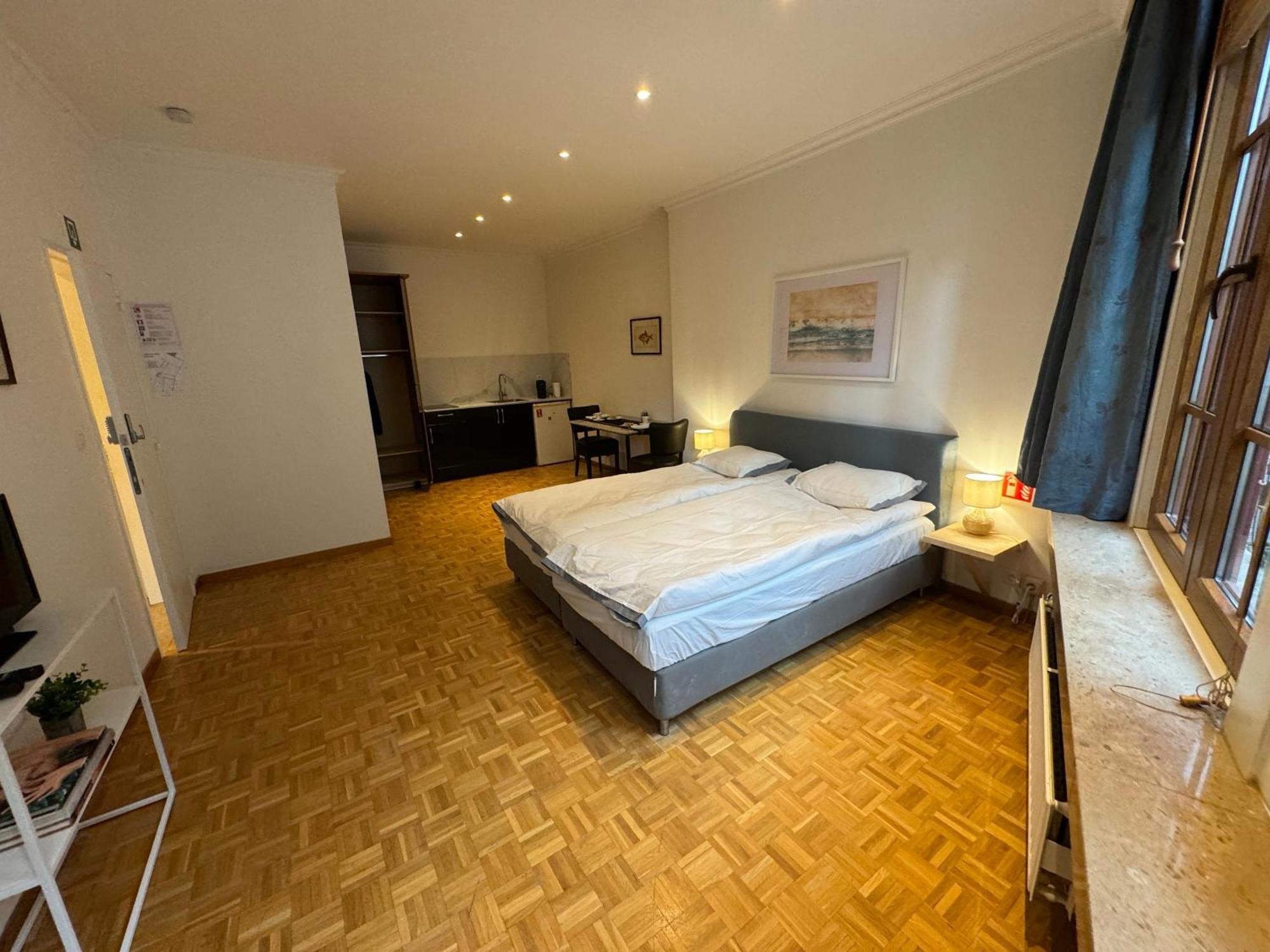 Two Bedroom Loft In The City Center By The Meir Antwerpen Exterior foto